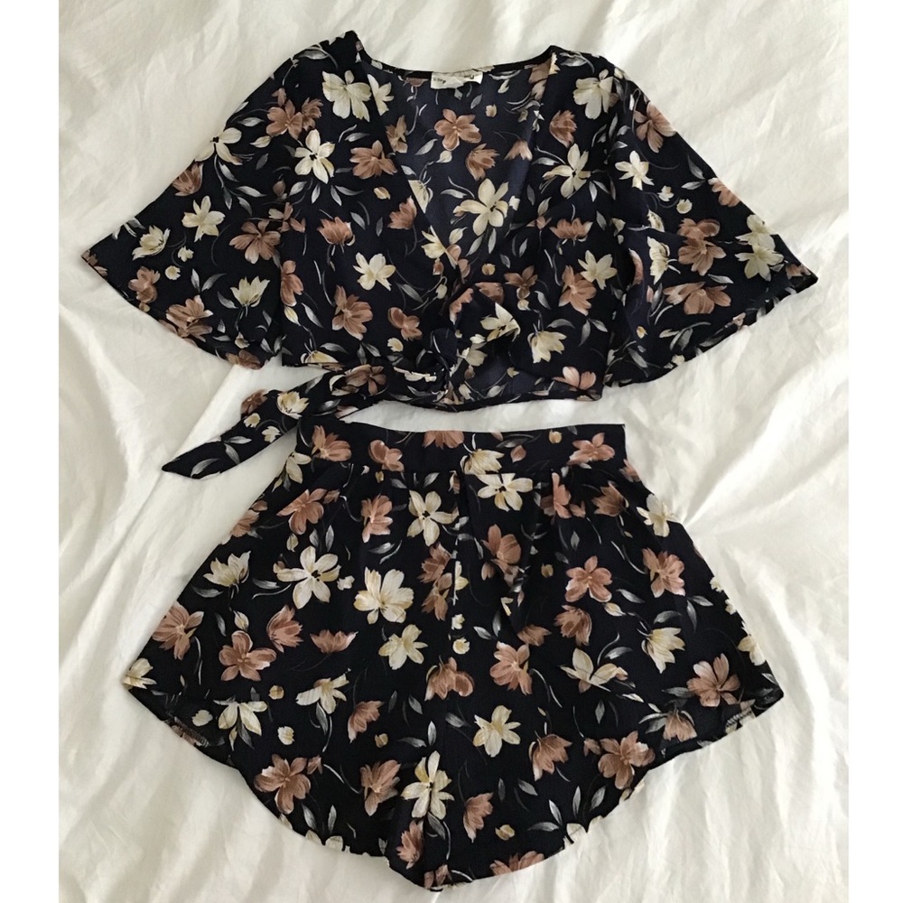 ShowPo two piece set